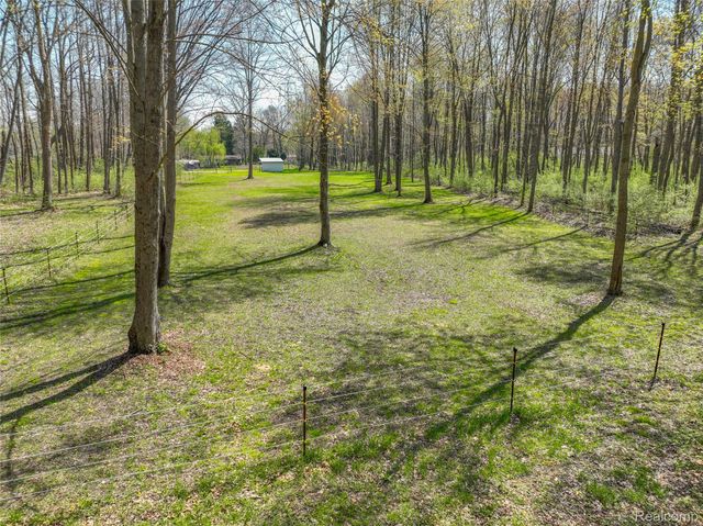 16000 S Huron River Drive, Romulus, MI 48174