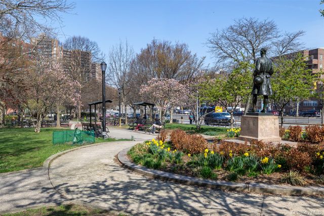 10702 Queens Boulevard 7F, Forest Hills, NY 11375