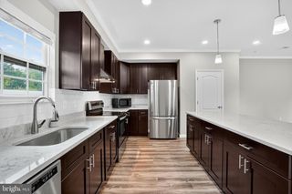 7643 CHESTNUT ST, Manassas, VA 20111