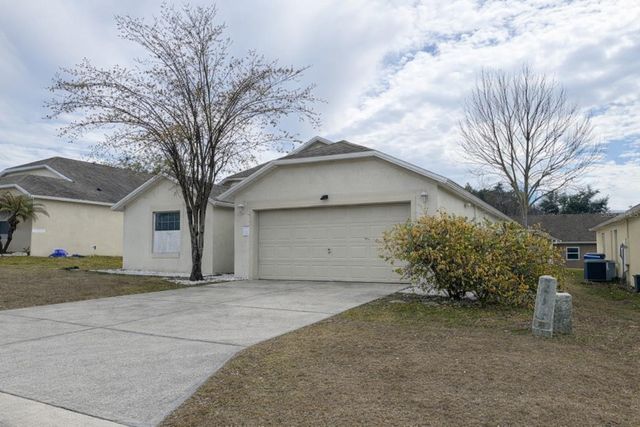 551 LAKE CHARLES DRIVE, Davenport, FL 33837