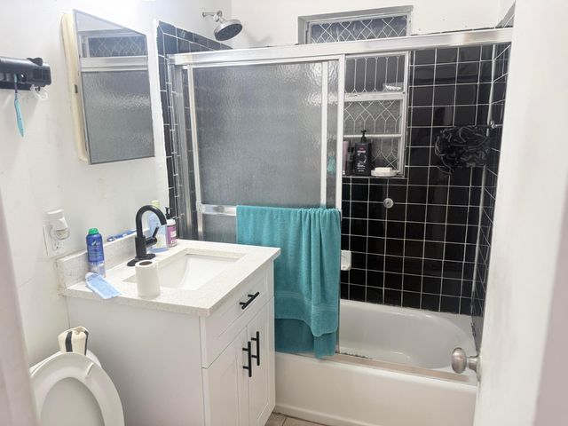 1110 N Sapodilla Avenue, West Palm Beach, FL 33401