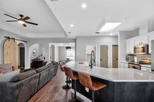 6906 Windy Cove Cir, Corpus Christi, TX 78414