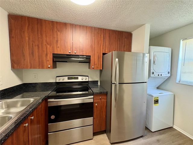409 57TH AVENUE DRIVE E A, Bradenton, FL 34203