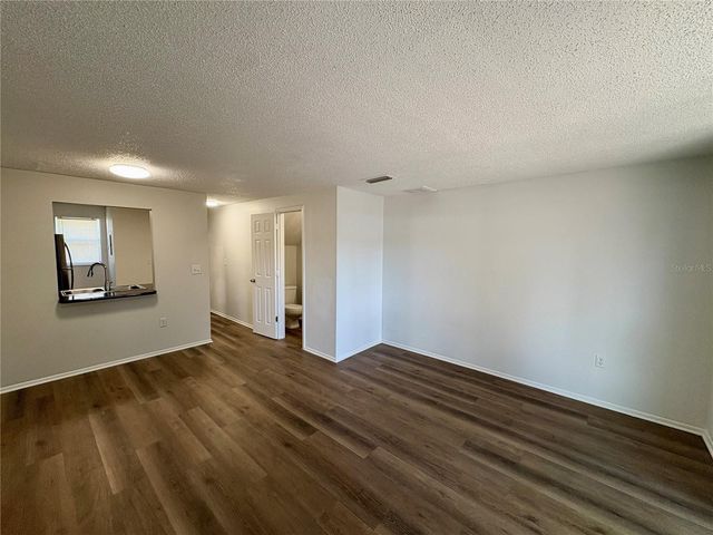 409 57TH AVENUE DRIVE E A, Bradenton, FL 34203