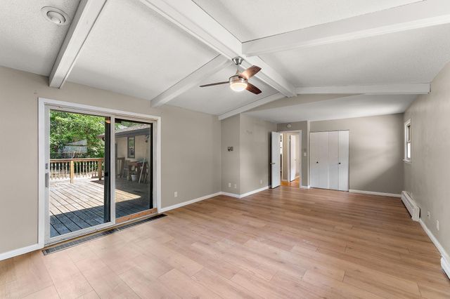 610 Grange Avenue N, Oakdale, MN 55128