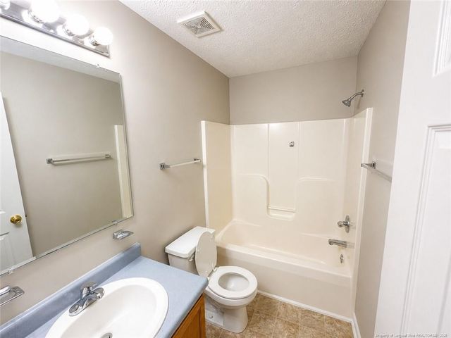 633 Winthrop Court, Fayetteville, NC 28311