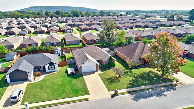 1779 Apple Butter Street, Springdale, AR 72764