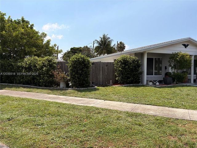 4401 NW 8th St, Coconut Creek, FL 33066
