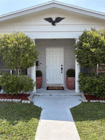 4401 NW 8th St, Coconut Creek, FL 33066