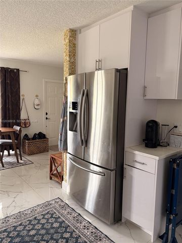 4401 NW 8th St, Coconut Creek, FL 33066
