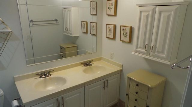 2001 S Granada Drive 4N, Coconut Creek, FL 33066