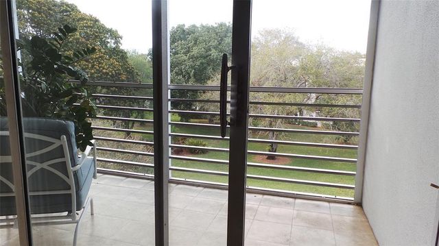 2001 S Granada Drive 4N, Coconut Creek, FL 33066