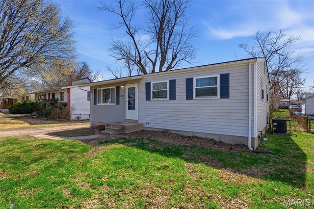 1130 Congress Avenue, St Louis, MO 63138