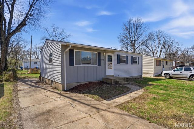 1130 Congress Avenue, St Louis, MO 63138