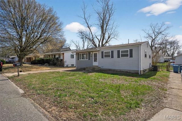 1130 Congress Avenue, St Louis, MO 63138