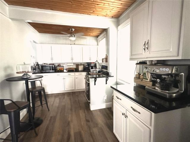 36 De Pinedo Street, Providence, RI 02904