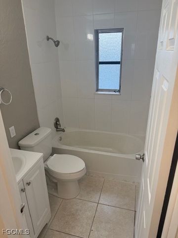 4920 York ST 1, Cape Coral, FL 33904