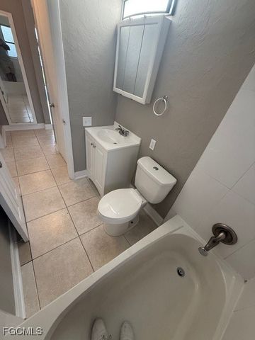 4920 York ST 1, Cape Coral, FL 33904