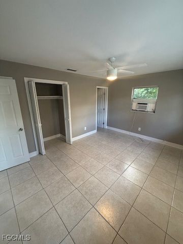 4920 York ST 1, Cape Coral, FL 33904