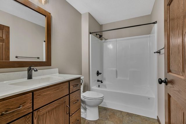 1136 Lanigan Way SW, Saint Joseph, MN 56374