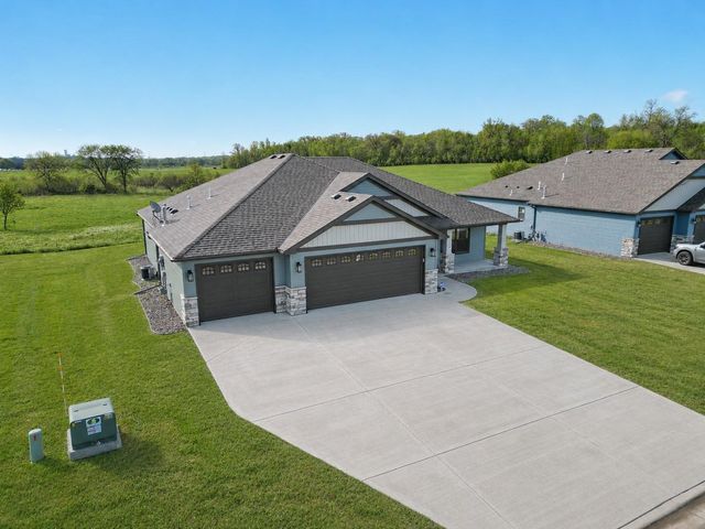 1136 Lanigan Way SW, Saint Joseph, MN 56374