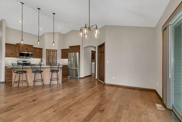 1136 Lanigan Way SW, Saint Joseph, MN 56374