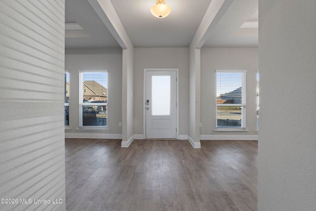144 Saltmeadow Circle, Ocean Springs, MS 39564