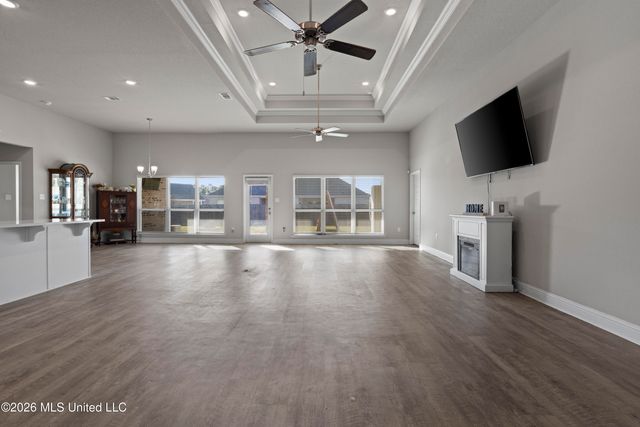 144 Saltmeadow Circle, Ocean Springs, MS 39564