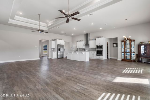 144 Saltmeadow Circle, Ocean Springs, MS 39564
