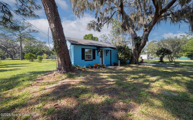 302 W Virginia Drive, Titusville, FL 32796