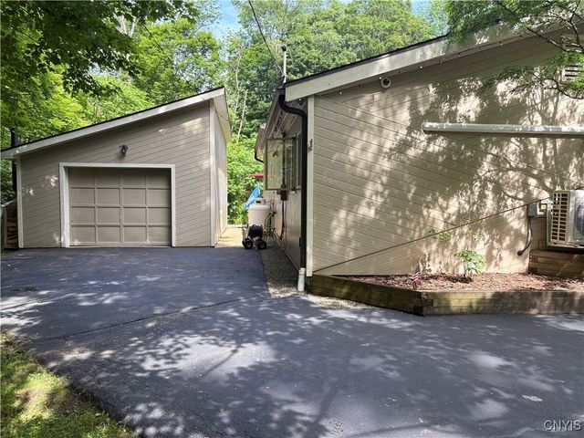 1708 Bonney Road, Hamilton, NY 13346