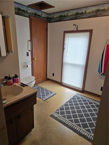 102 E Peoria Street, Paola, KS 66071