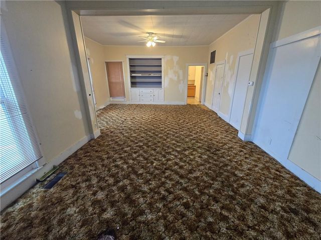 102 E Peoria Street, Paola, KS 66071