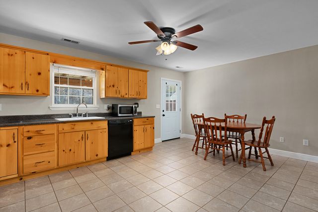 380 Walnut Avenue, Trenton, GA 30752