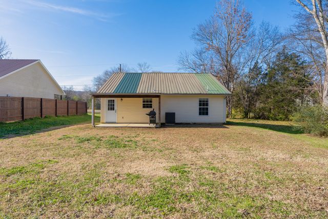 380 Walnut Avenue, Trenton, GA 30752