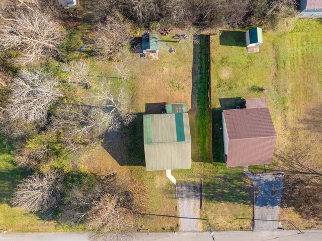 380 Walnut Avenue, Trenton, GA 30752