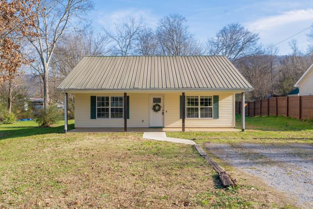 380 Walnut Avenue, Trenton, GA 30752