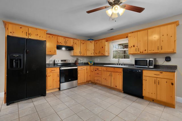 380 Walnut Avenue, Trenton, GA 30752