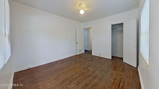 1464 HOLMESDALE Road 2, Jacksonville, FL 32207