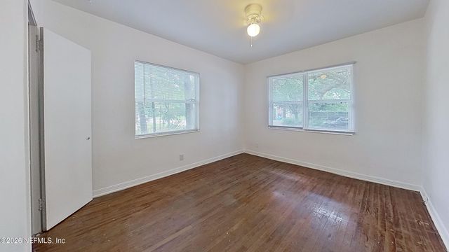 1464 HOLMESDALE Road 2, Jacksonville, FL 32207