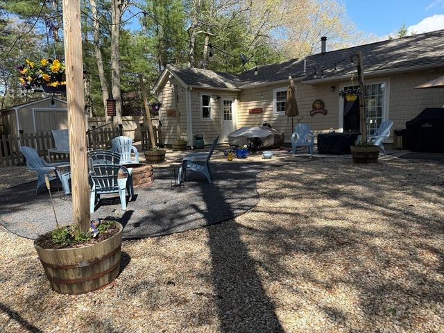 101 Brigantine Dr, Falmouth, MA 02536