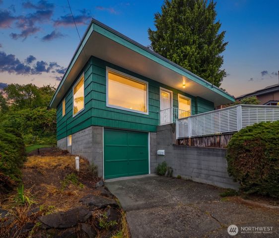 112 NW 44th Street, Seattle, WA 98107