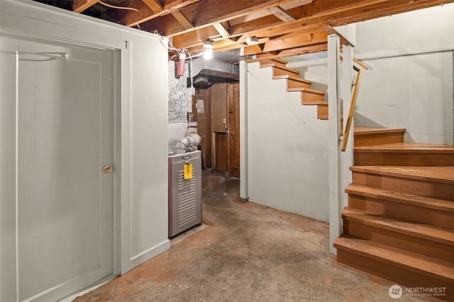 112 NW 44th Street, Seattle, WA 98107