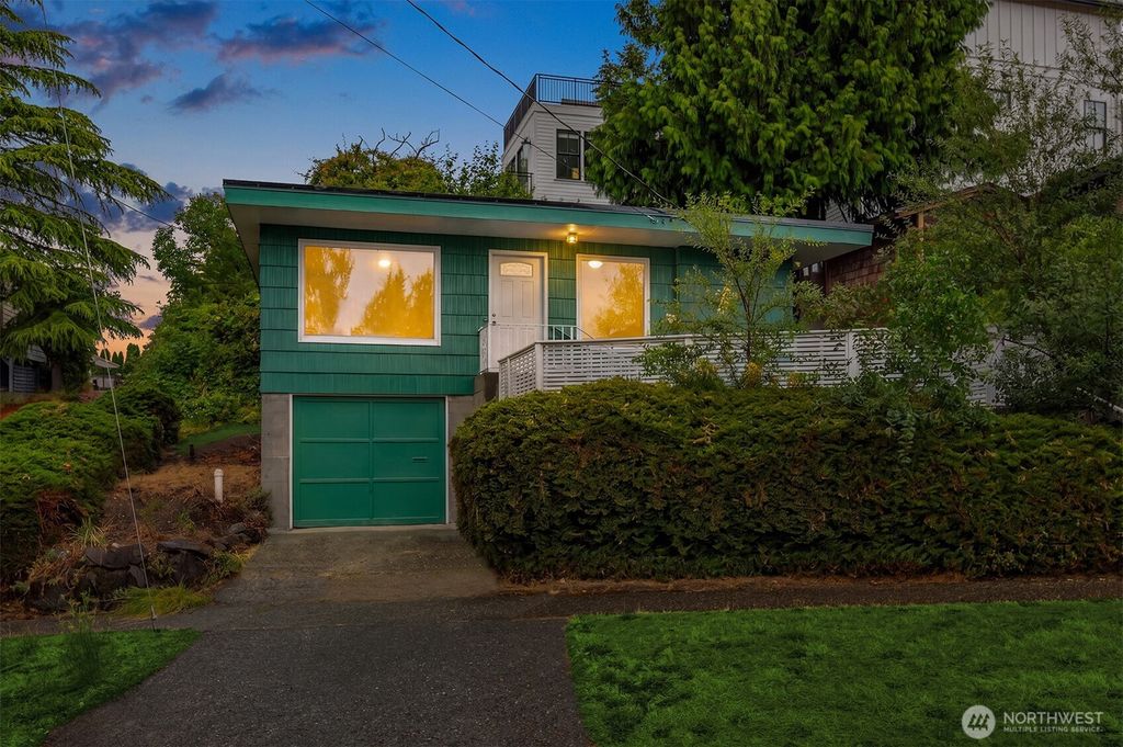 112 NW 44th Street, Seattle, WA 98107