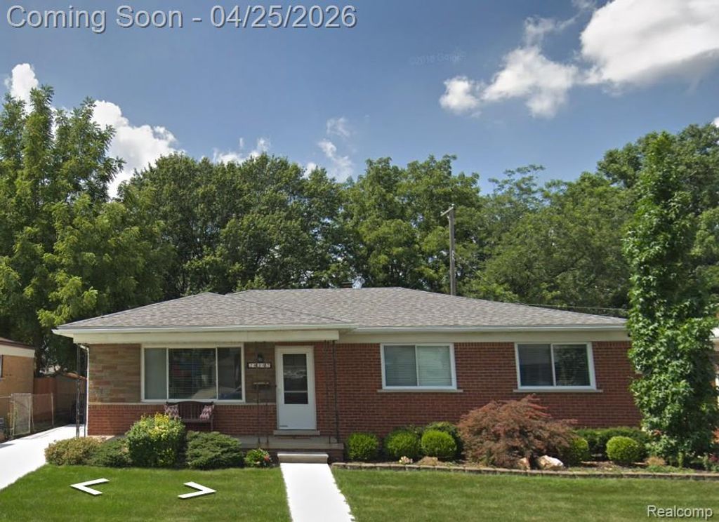 28347 Los Olas Drive, Warren, MI 48093