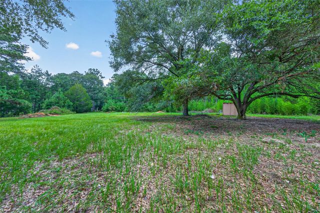 1241 Moody Road, Cleveland, TX 77328