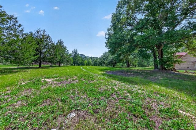 1241 Moody Road, Cleveland, TX 77328