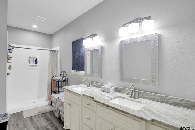 9043 E Lakeshore, Tyler, TX 75709