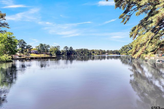 9043 E Lakeshore, Tyler, TX 75709