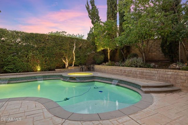 4391 Via Entrada, Newbury Park, CA 91320